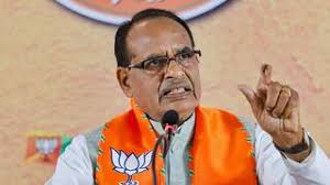 Shivraj Singh Chauhan Calls Arvind Kejriwal “Corruption-wal” at Delhi Rally